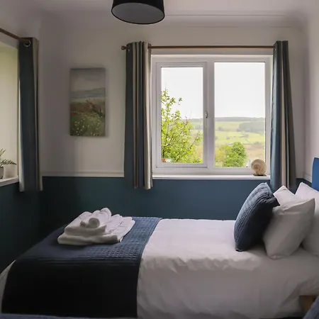 Brambly ウィットビー